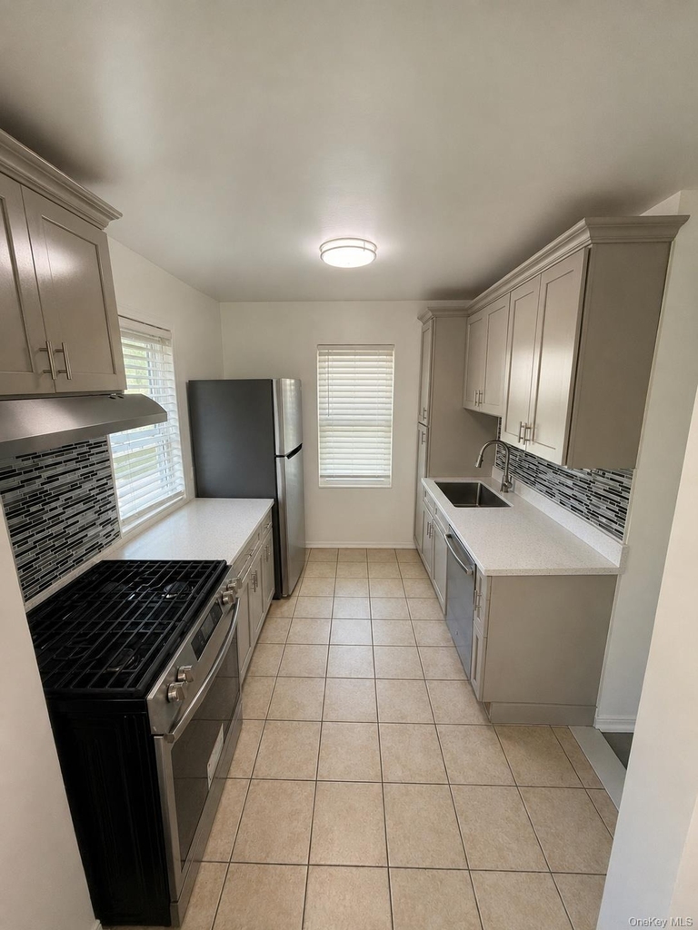14516 Guy R Brewer Boulevard - Photo 1