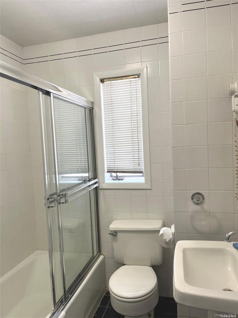 307 Magnolia Boulevard - Photo 13