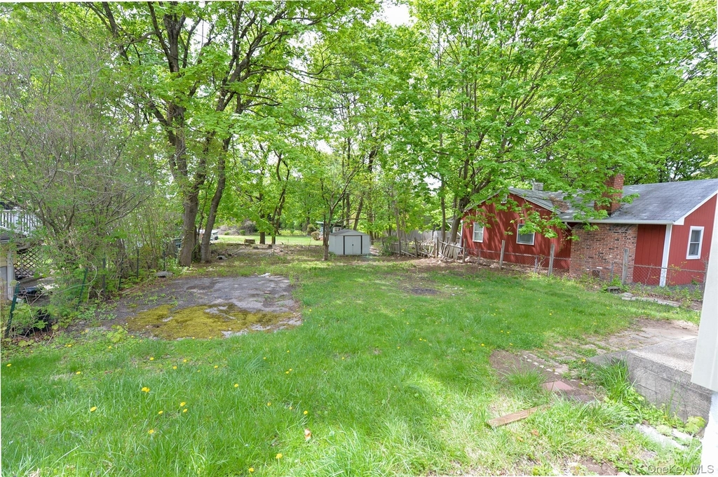 7 Pioneer Avenue - Photo 2
