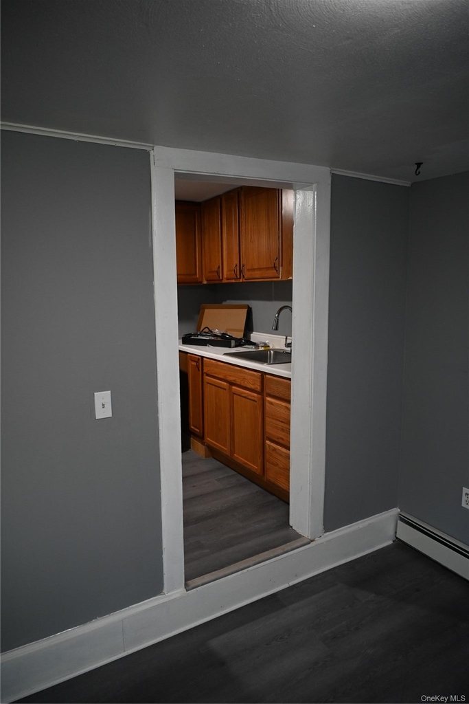 1040 Dutchess Turnpike - Photo 8