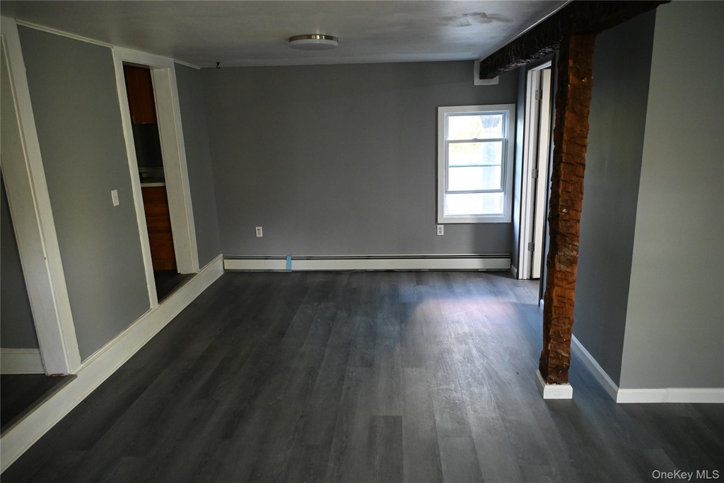 1040 Dutchess Turnpike - Photo 5