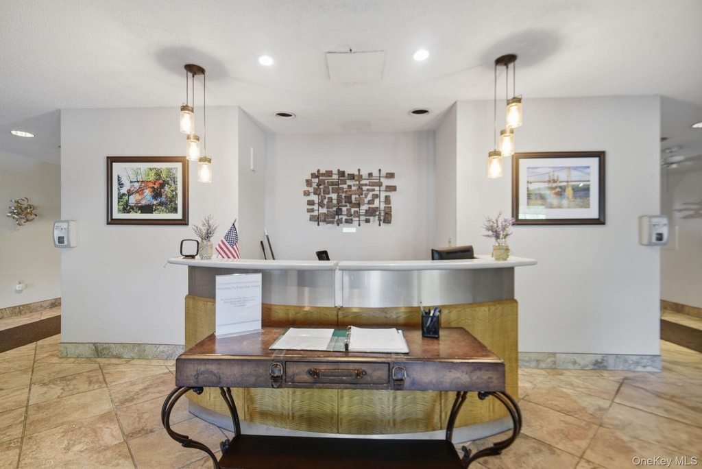 160 Academy Street - Photo 18