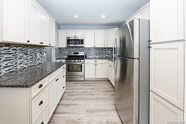 52 Huron Street - Photo 10