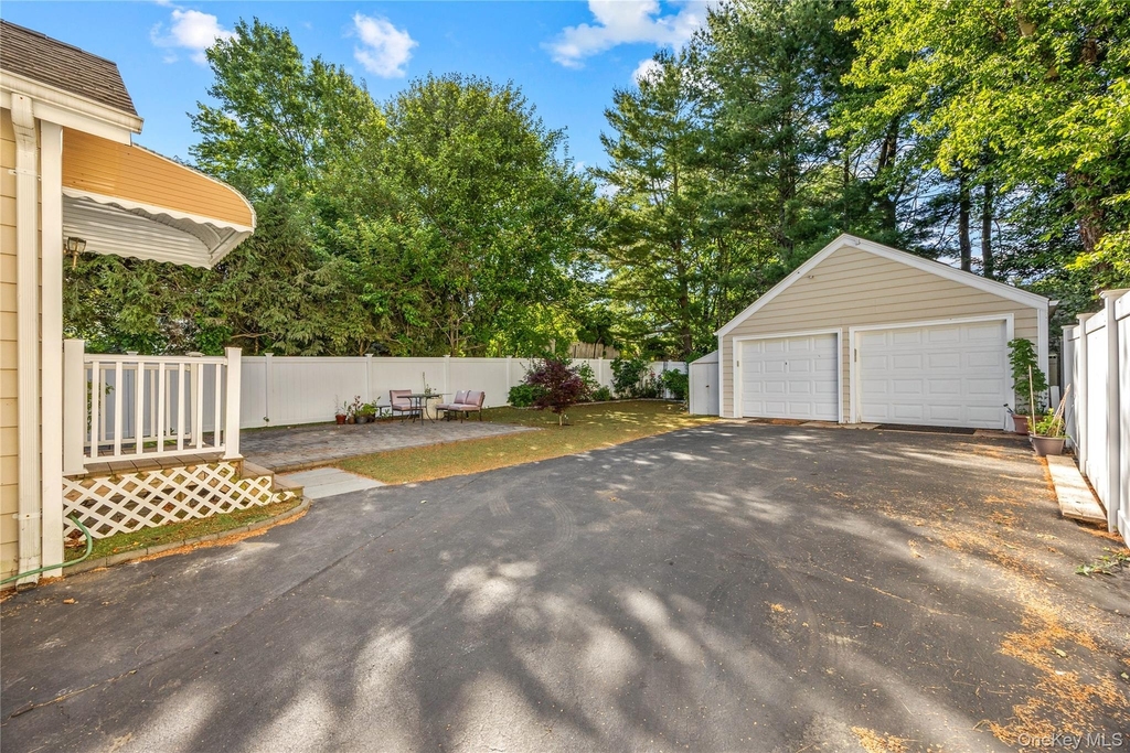 15 Pershing Avenue - Photo 30