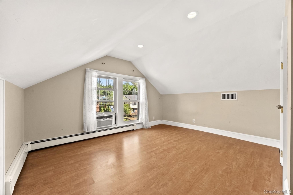 15 Pershing Avenue - Photo 23