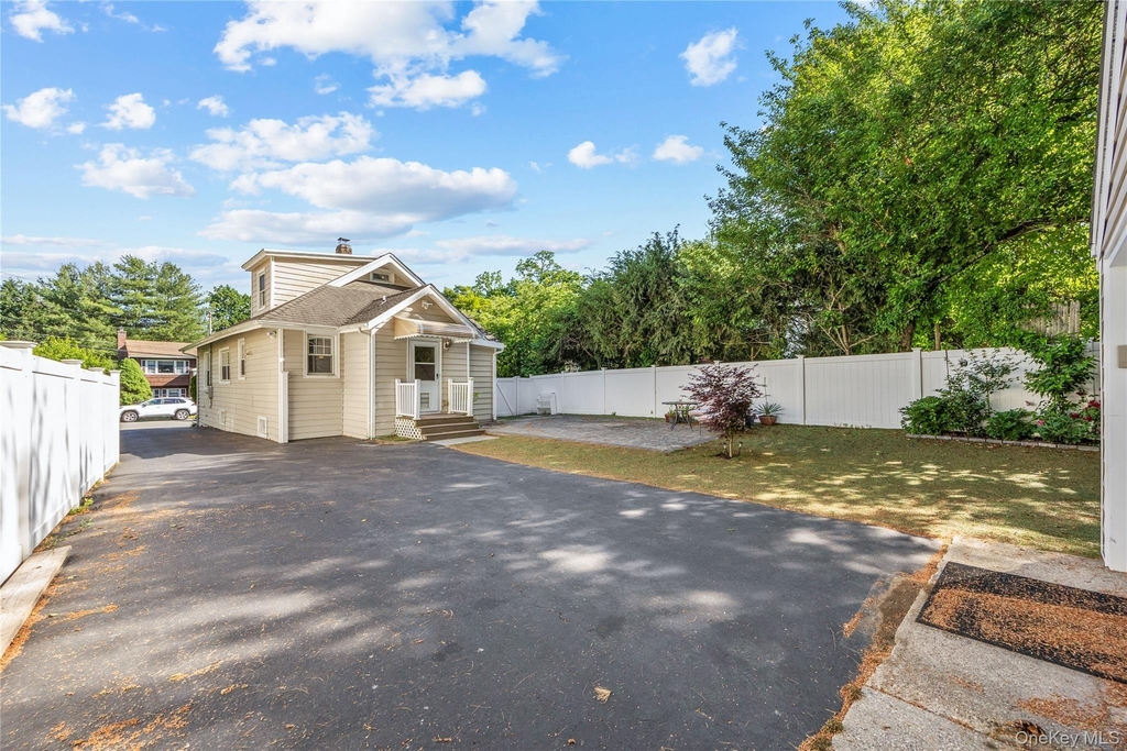 15 Pershing Avenue - Photo 31