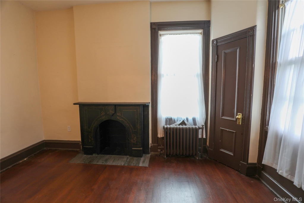 87 Green Street - Photo 9