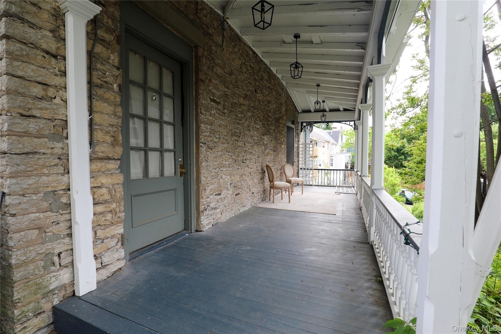 87 Green Street - Photo 14