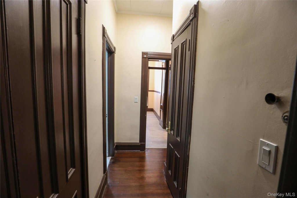 87 Green Street - Photo 5