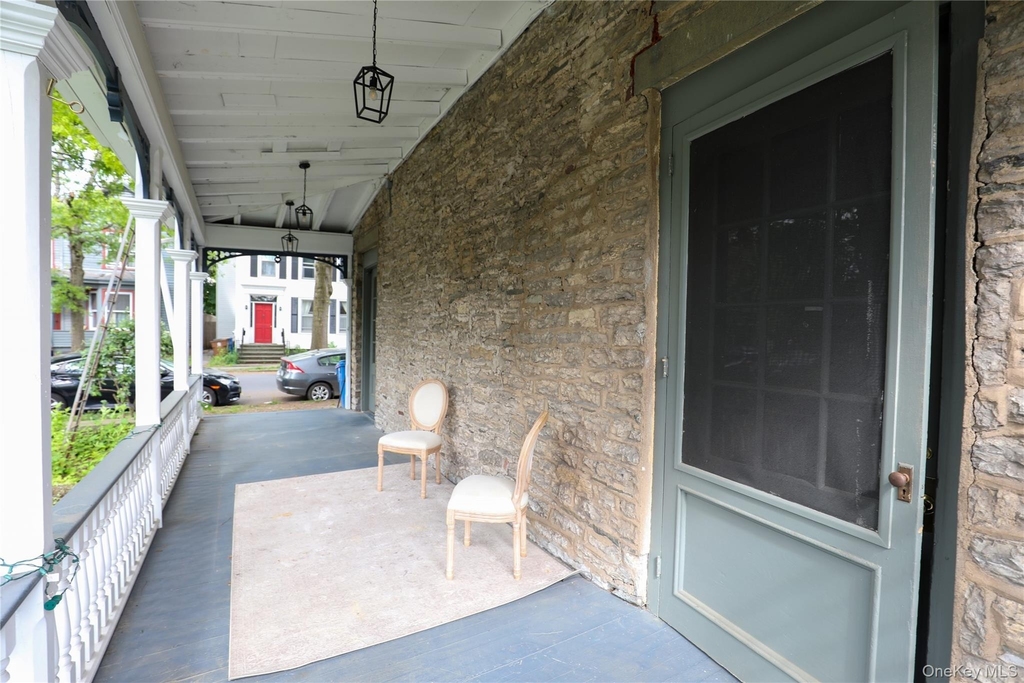 87 Green Street - Photo 15
