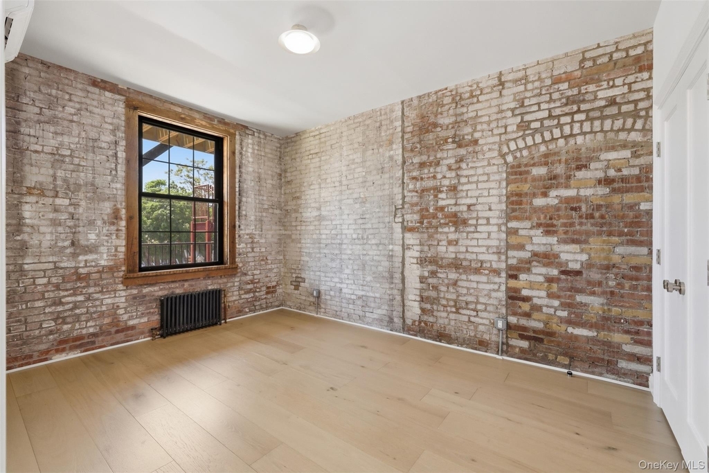 207 Main Street - Photo 12