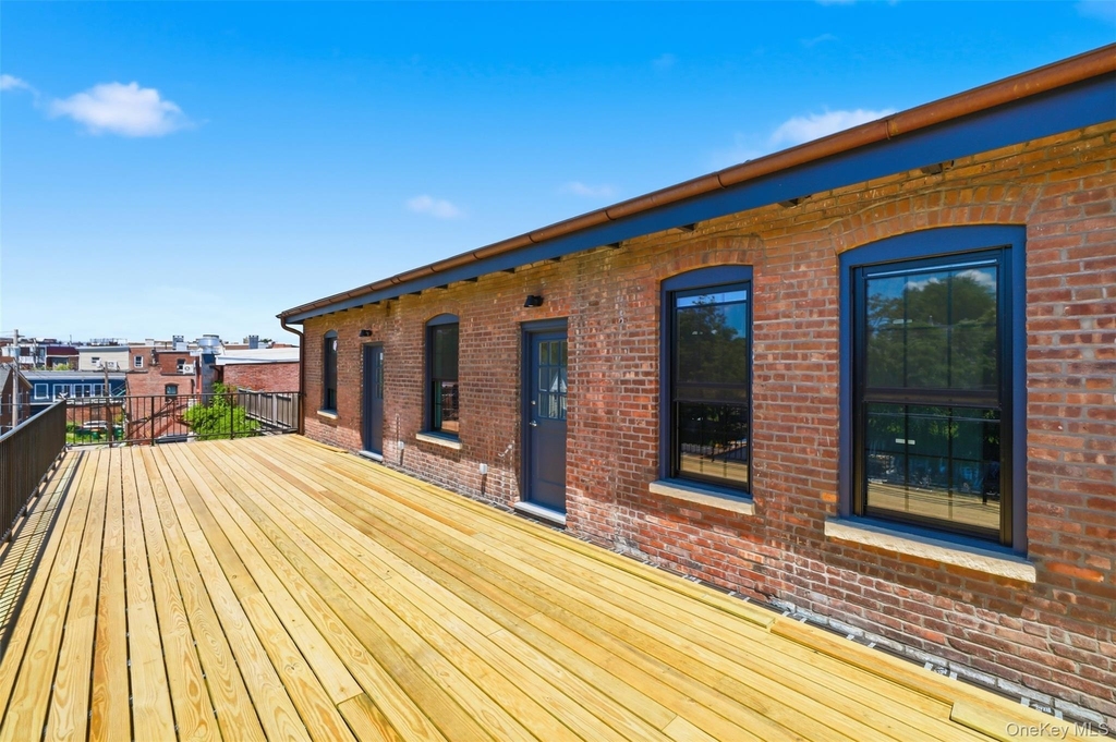 207 Main Street - Photo 19