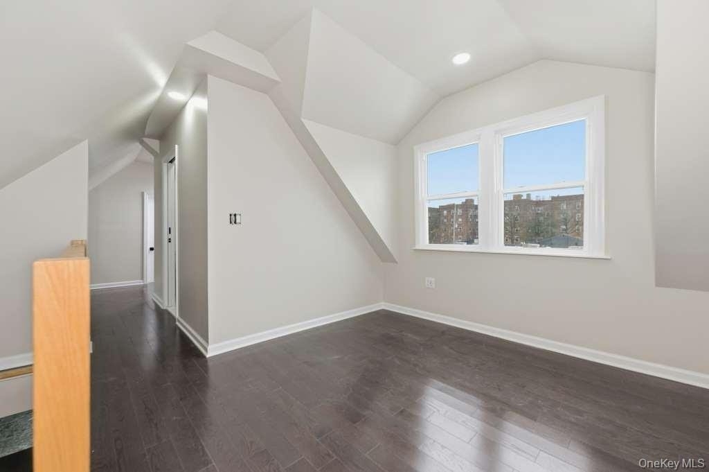 120 Maple Avenue - Photo 17