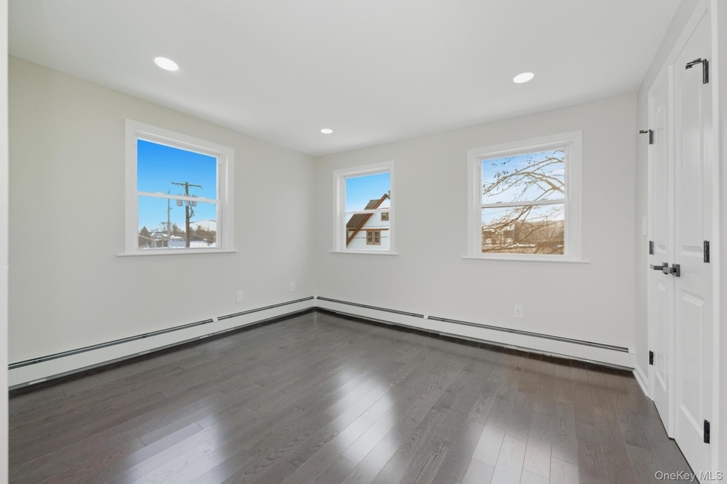 120 Maple Avenue - Photo 11