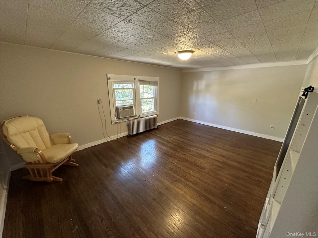49 Walnut Street - Photo 2