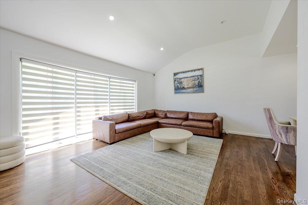 506 Cedarwood Drive - Photo 2