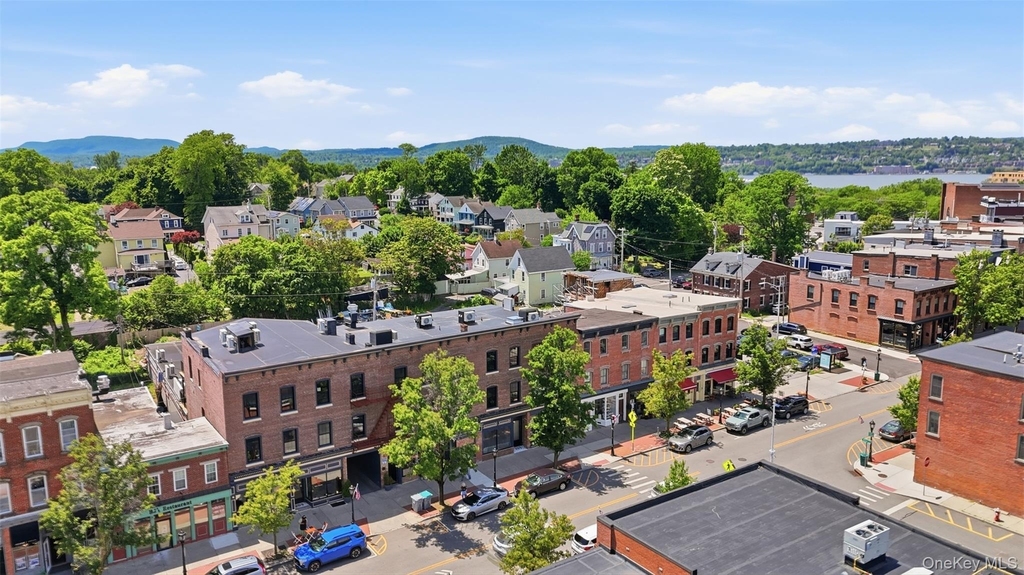 207 Main Street - Photo 13