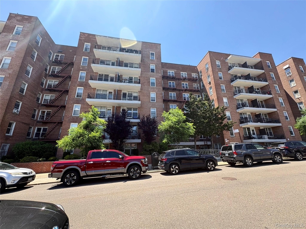 67-50 Thornton Pl - Photo 0
