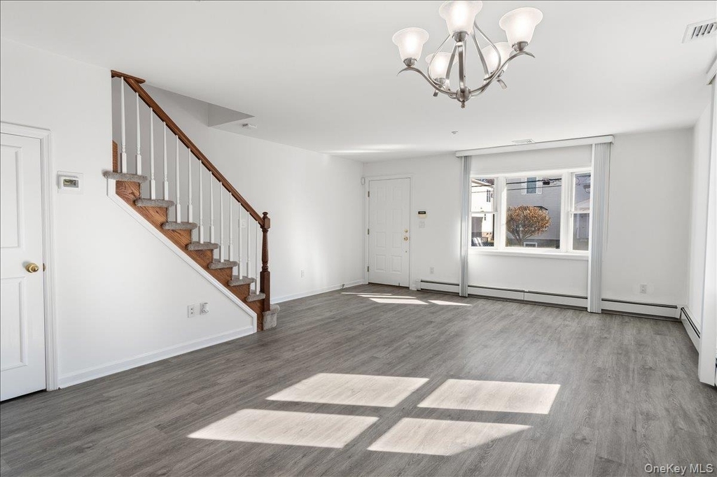27 Woodside Avenue - Photo 2