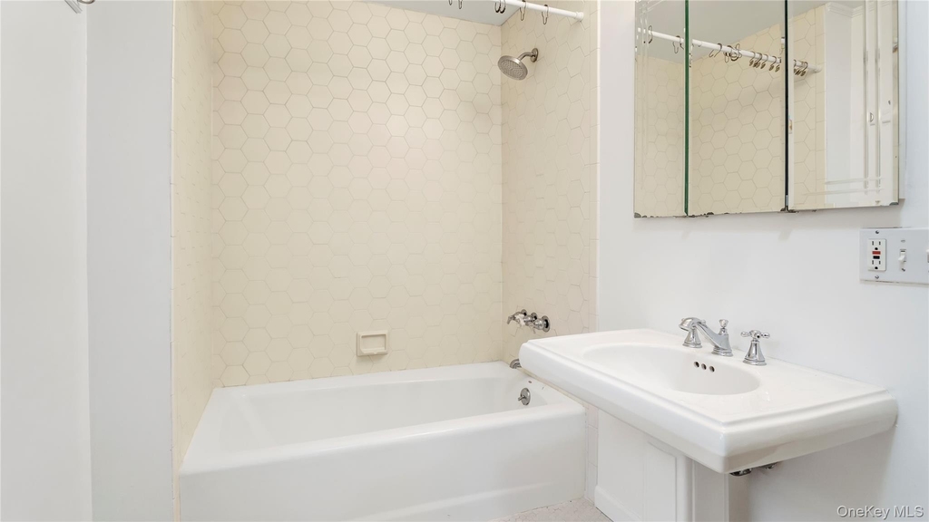 113 Buckram Road - Photo 12