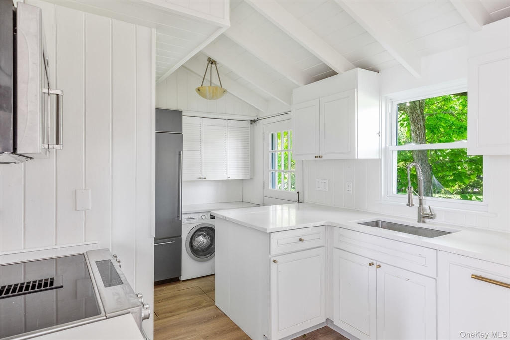 335 Centre Island Road - Photo 8