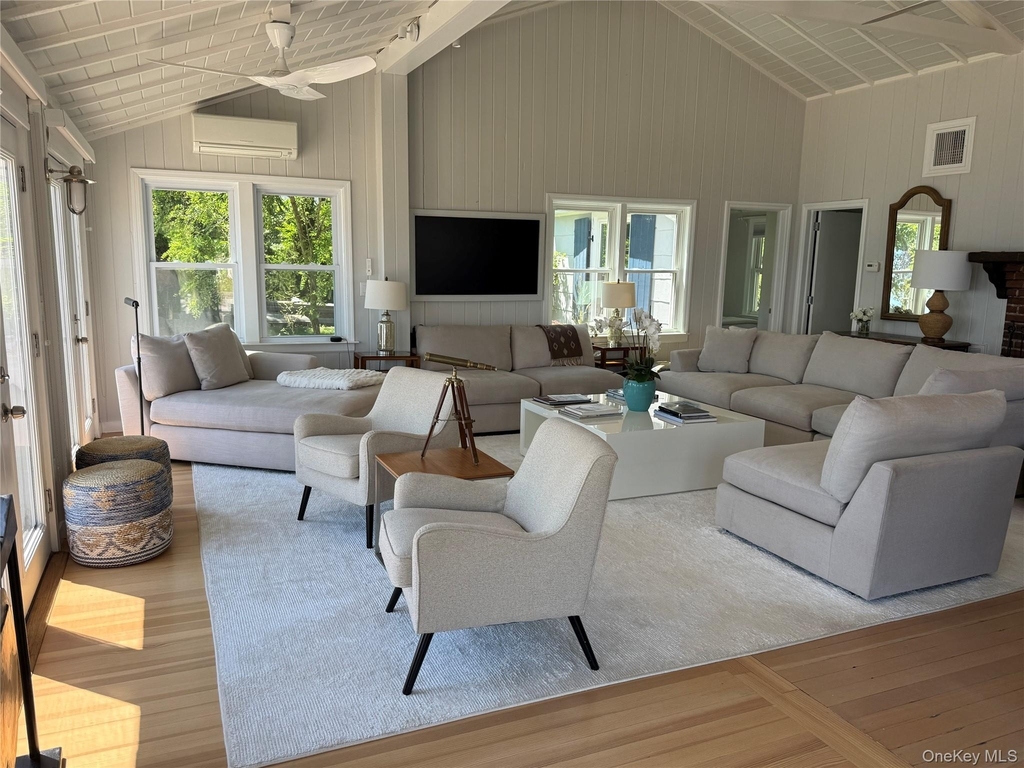 335 Centre Island Road - Photo 7