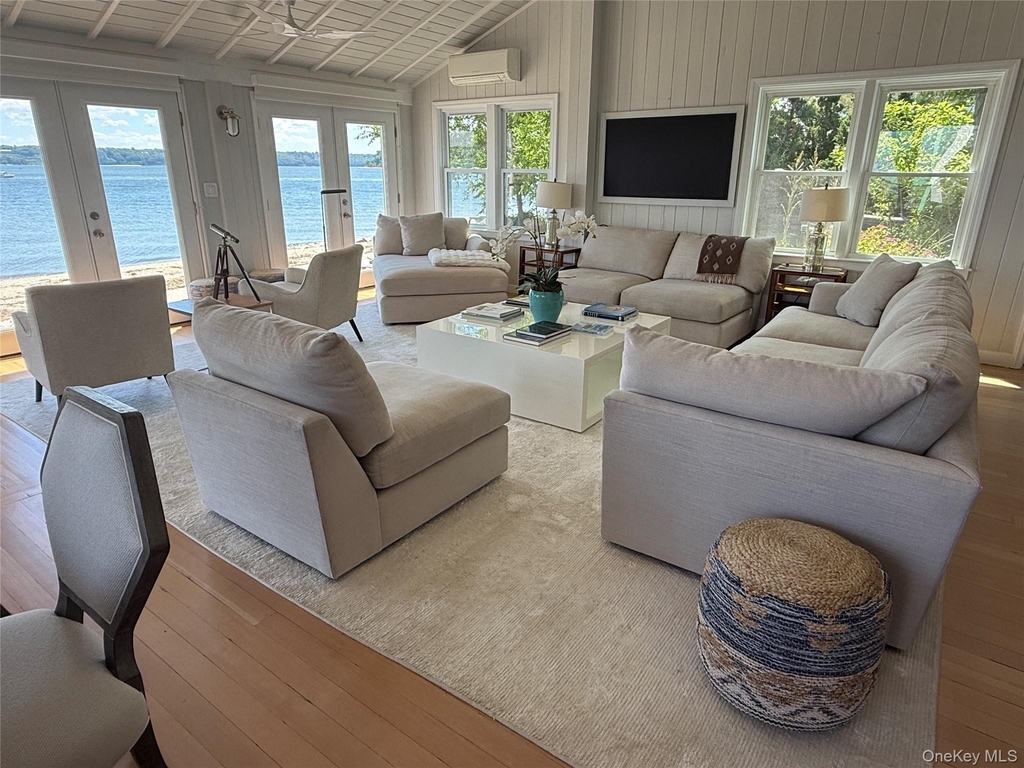 335 Centre Island Road - Photo 6