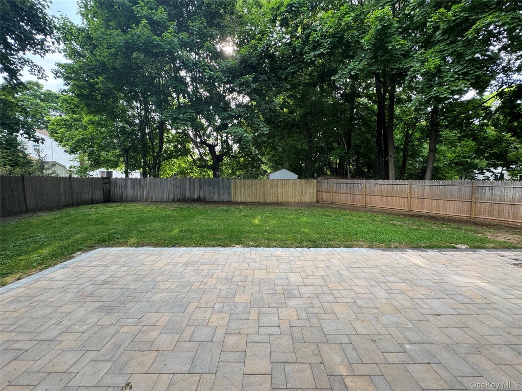 26 Fox Lane - Photo 25