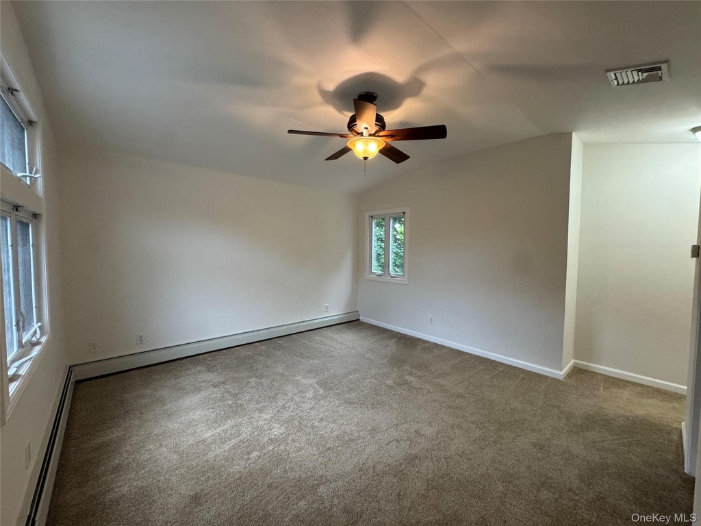 26 Fox Lane - Photo 23