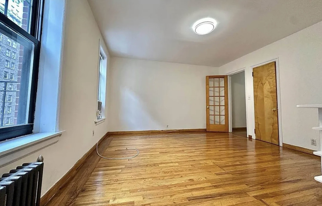 146 West 79th Street - Photo 4