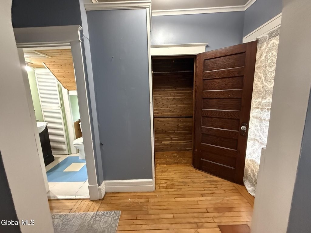 45 Lincoln Avenue - Photo 8