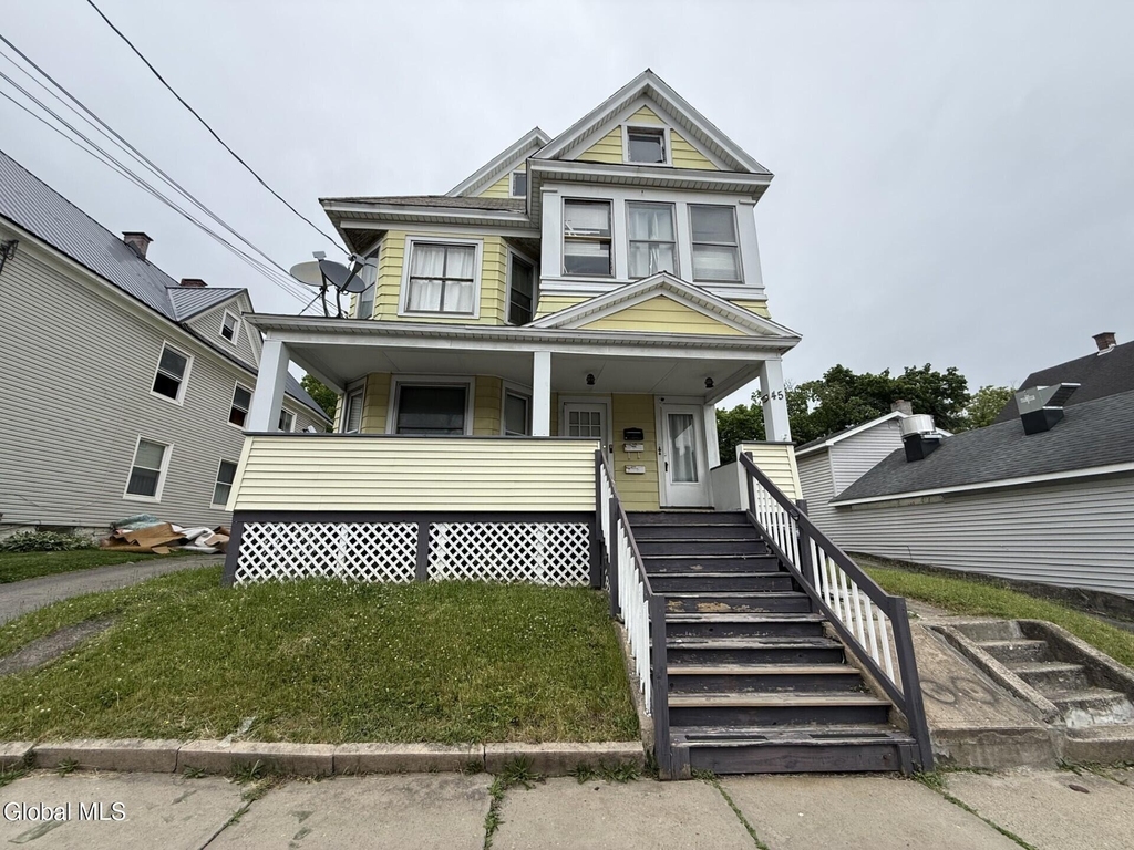 45 Lincoln Avenue - Photo 0