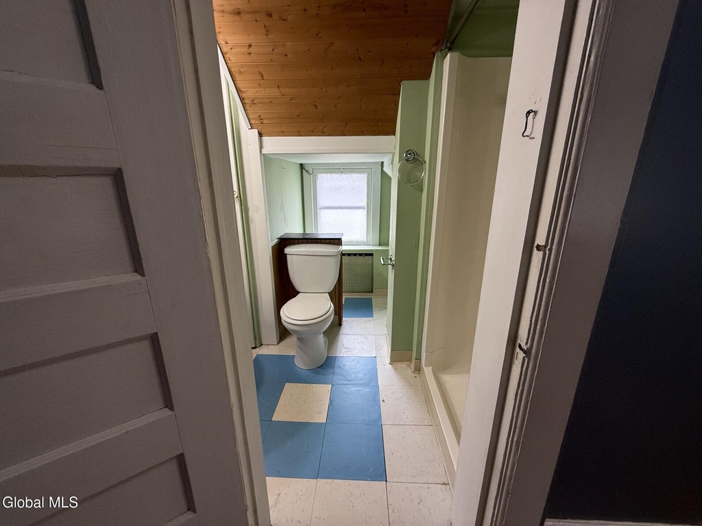 45 Lincoln Avenue - Photo 10