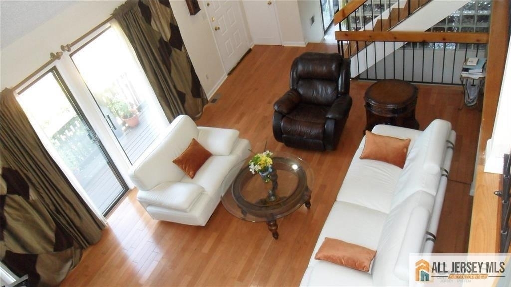 162 Westgate Drive - Photo 4