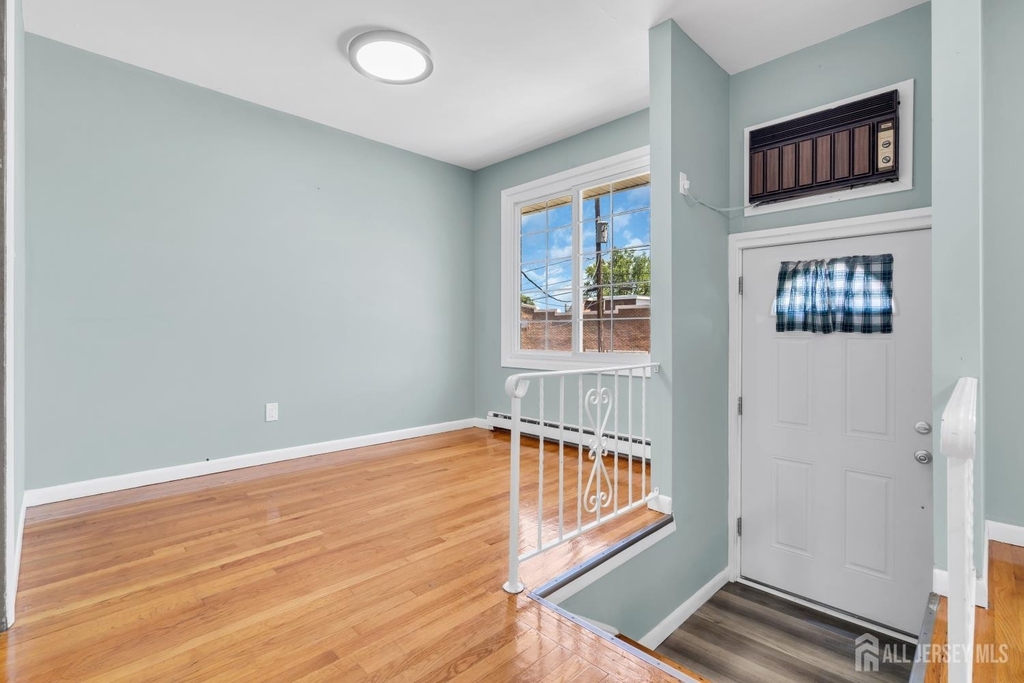 287 E Smith Street E - Photo 10