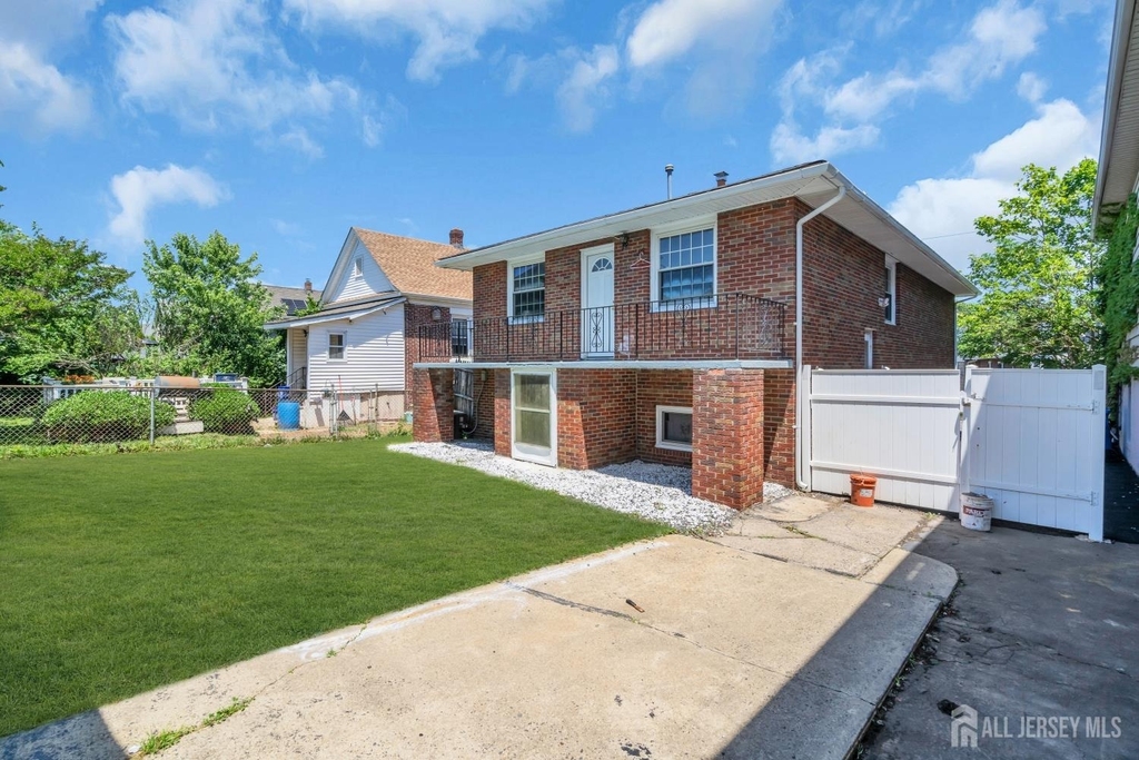 287 E Smith Street E - Photo 6