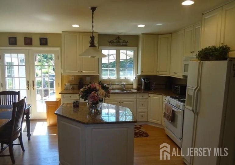 246 Fresh Ponds Road - Photo 13