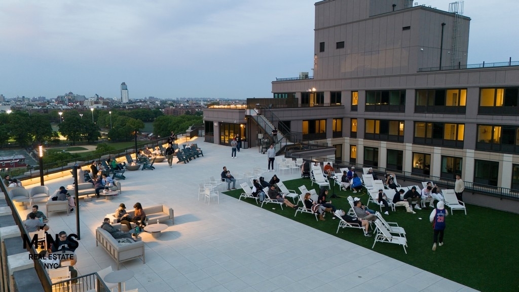 11 Ocean Parkway - Photo 15