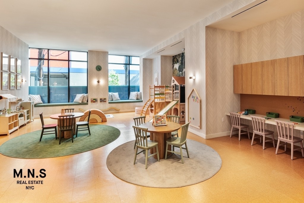 11 Ocean Parkway - Photo 15