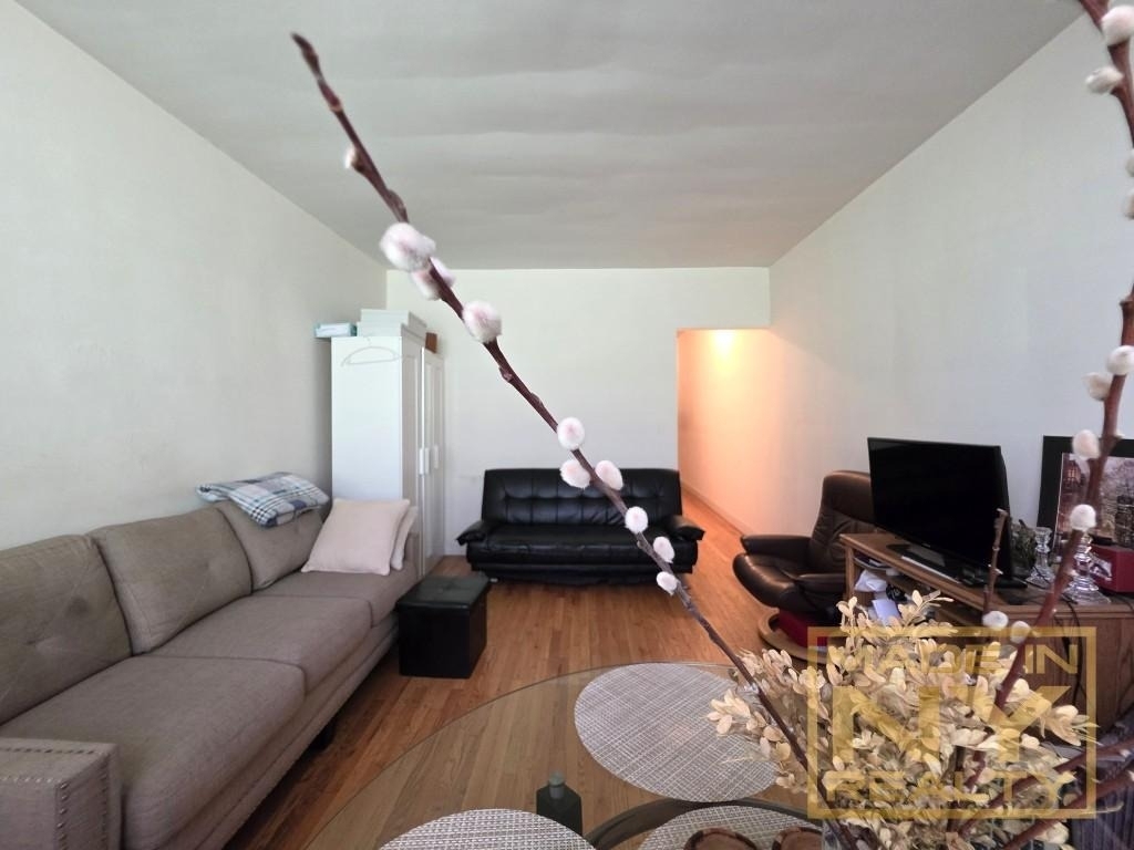 171 E 77th Street - Photo 1