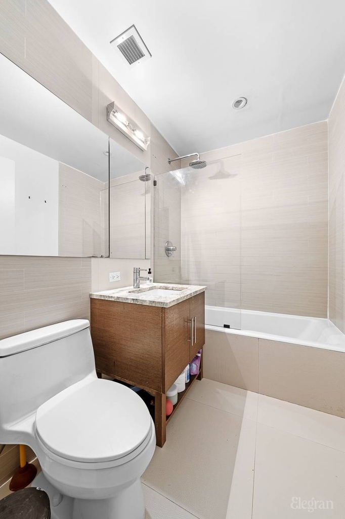 505 W 47th Street - Photo 4