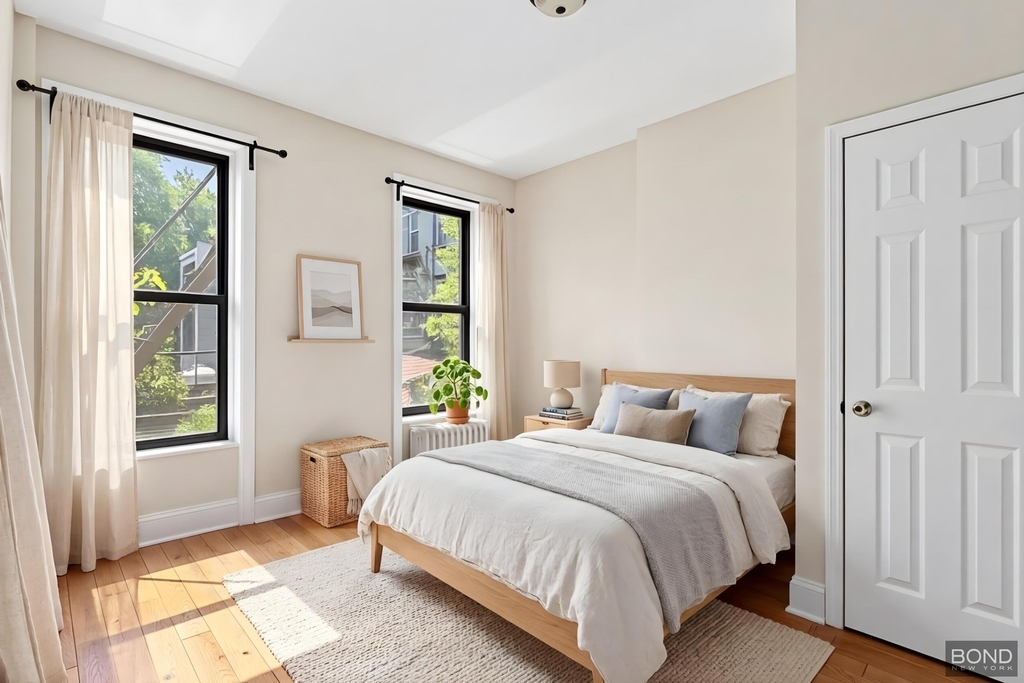 461 4th Avenue - Photo 1