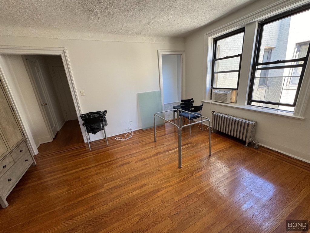 32-15 35th Street - Photo 2