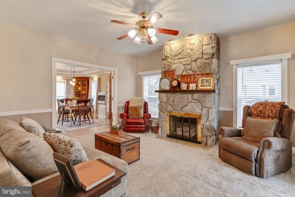 27 W 11th Street - Photo 15