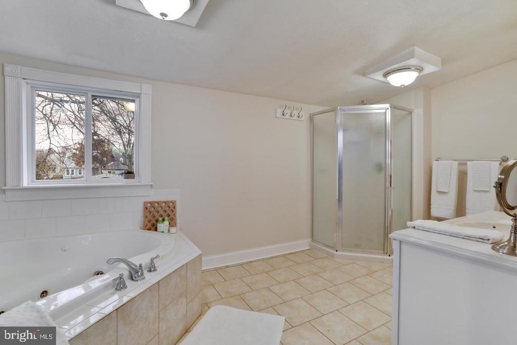 27 W 11th Street - Photo 28