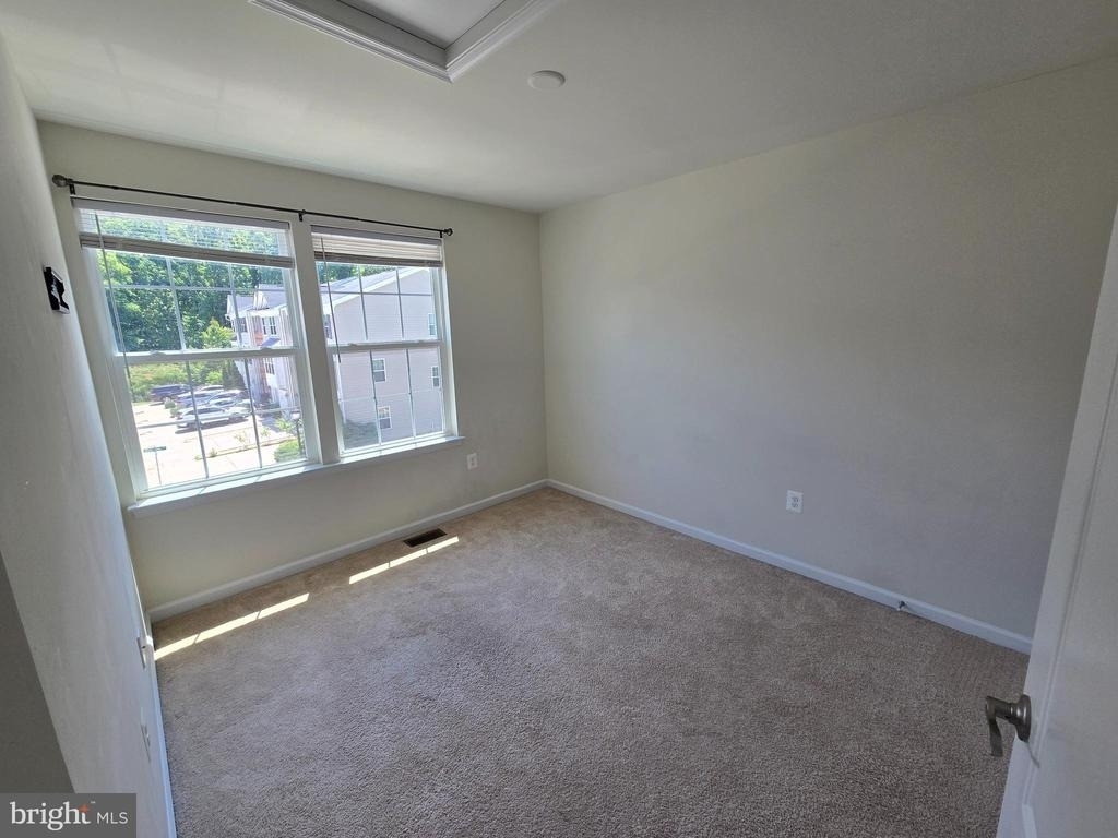 320 Tree Line Drive - Photo 16