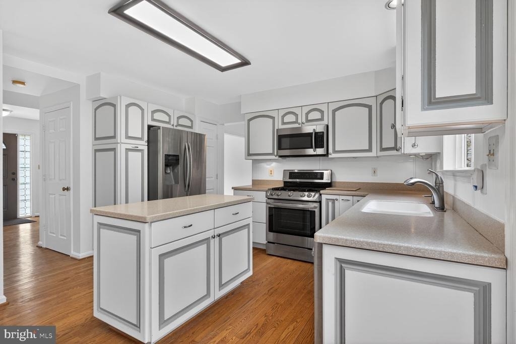 10545 Winged Elm Circle - Photo 4