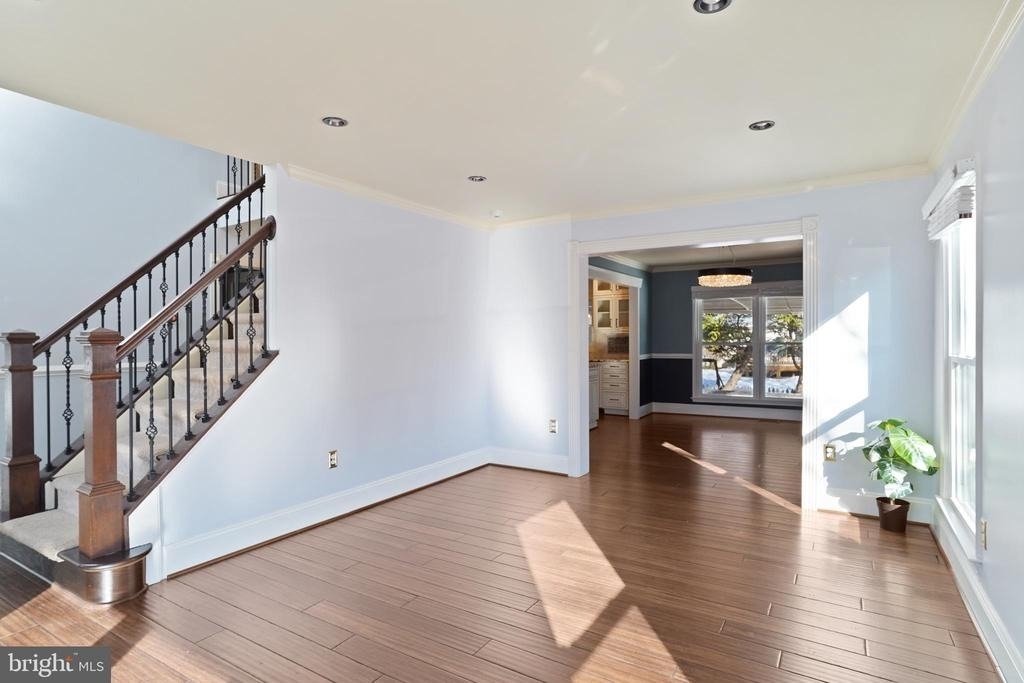 10865 Monticello Court - Photo 2