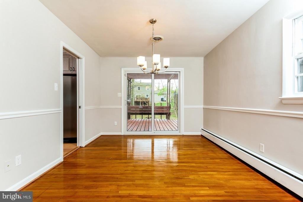 2271 Providence Street - Photo 3