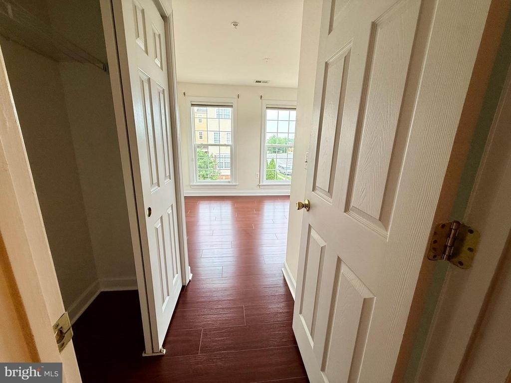 2511 Pascal Place - Photo 15